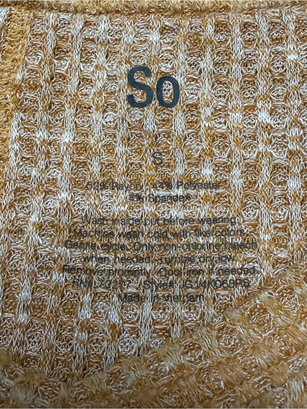 SO Women's Scoop Neck Sweater in Marled Camel - Picture 3 of 5